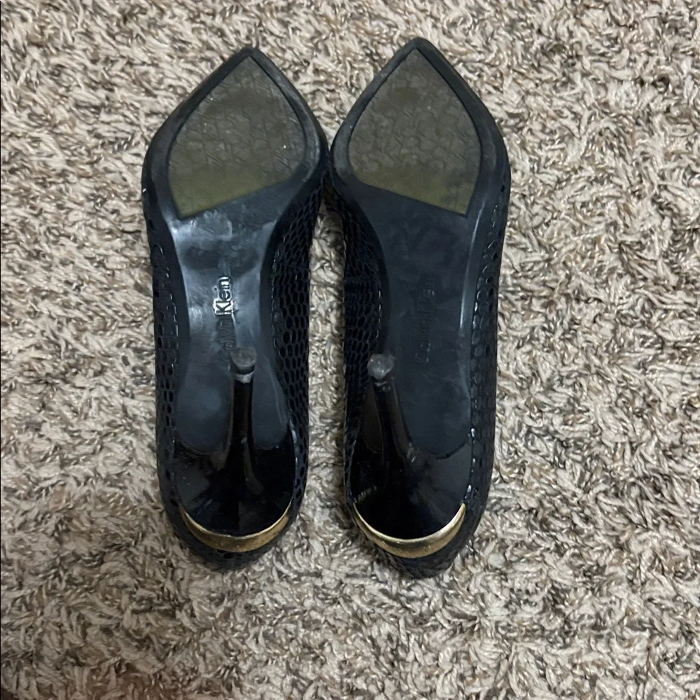 Calvin Klein Gayle 7.5 Elegant Black Women's Heels Pumps Snakeskin Patent Style